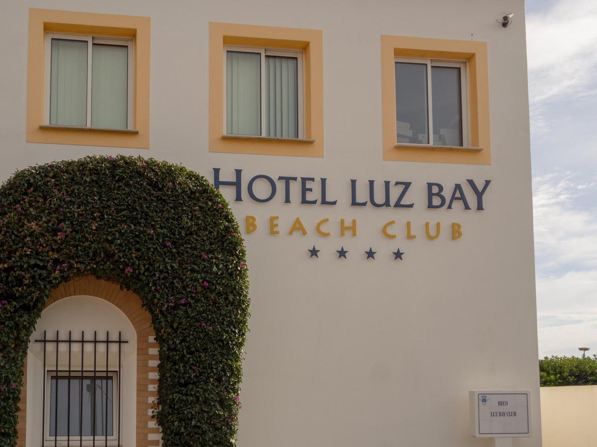 Luz Bay Hotel Екстер'єр фото