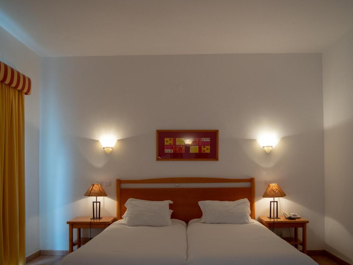 Luz Bay Hotel Екстер'єр фото