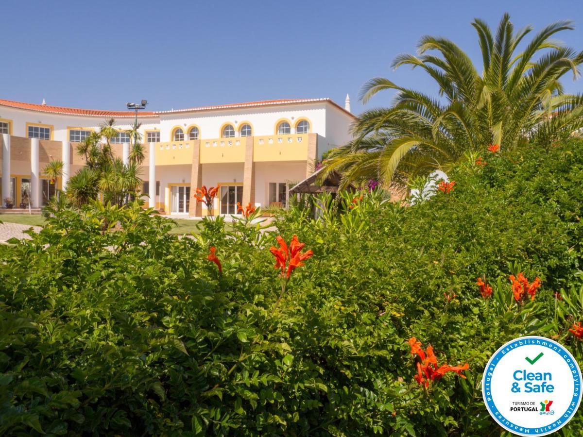 Luz Bay Hotel Екстер'єр фото